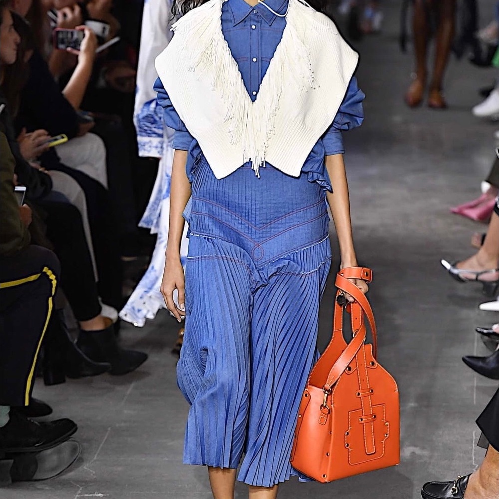 Paris based Belgian designer Cédric Charlier Made in Italy Runway bag Mint - Picture 1 of 12